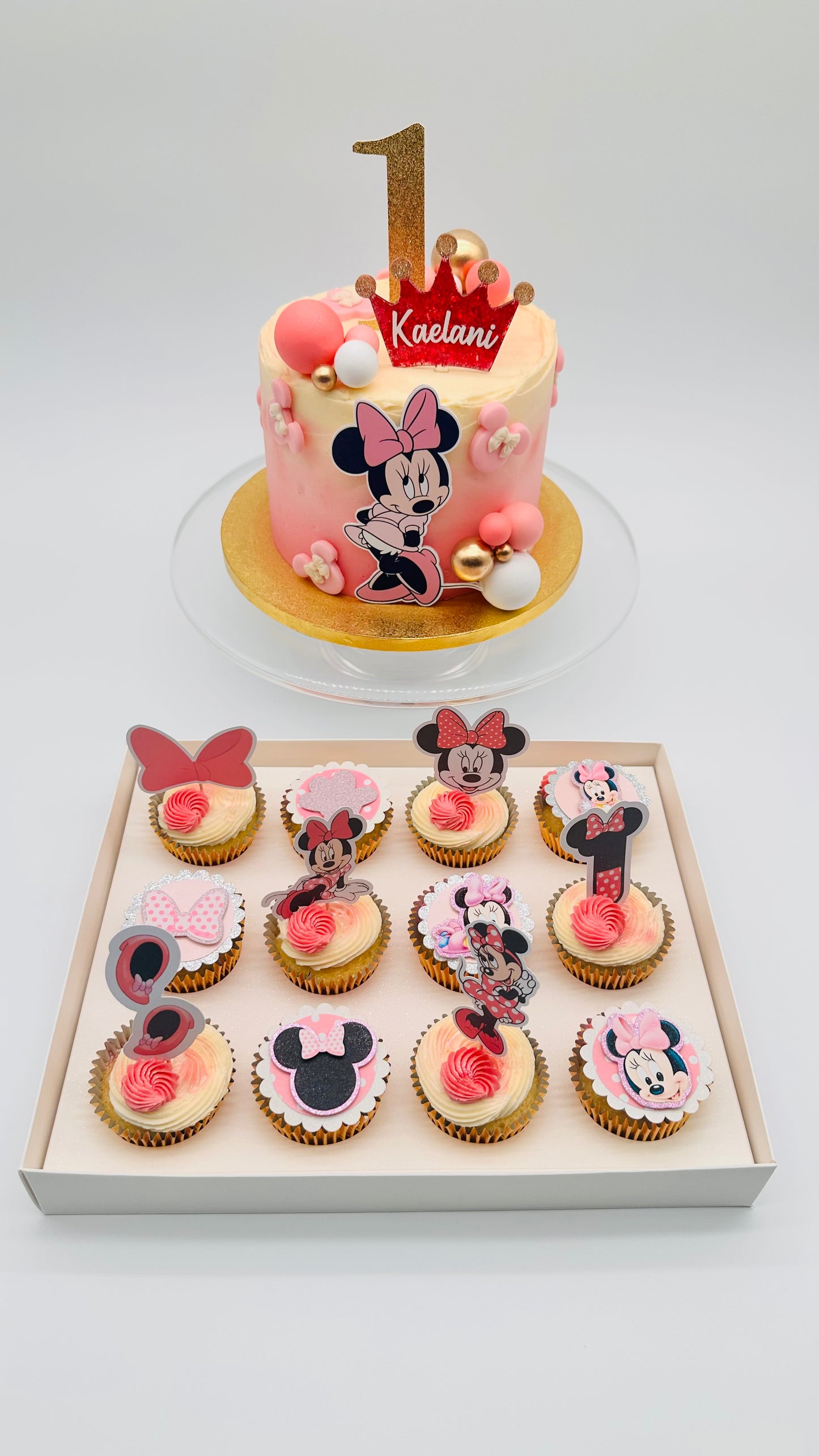 7 inch Minnie Mouse Bespoke Cake Set