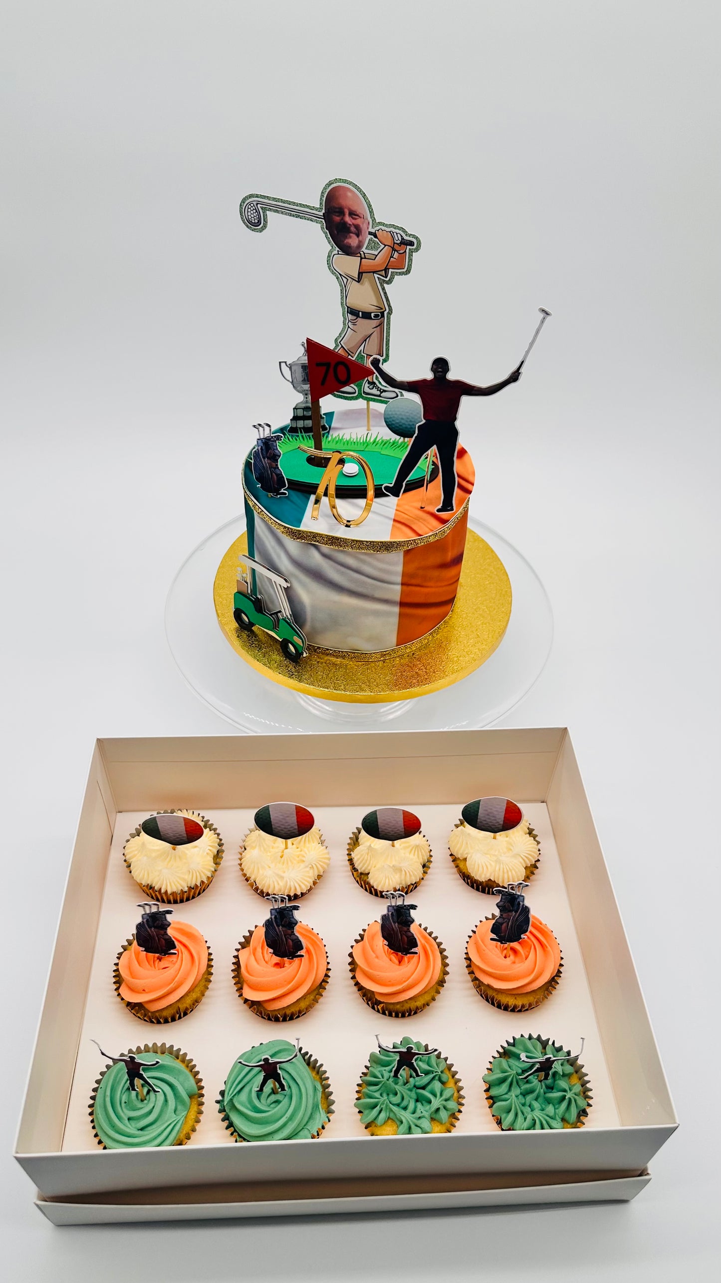 2x Bespoke Celebration Cake Sets