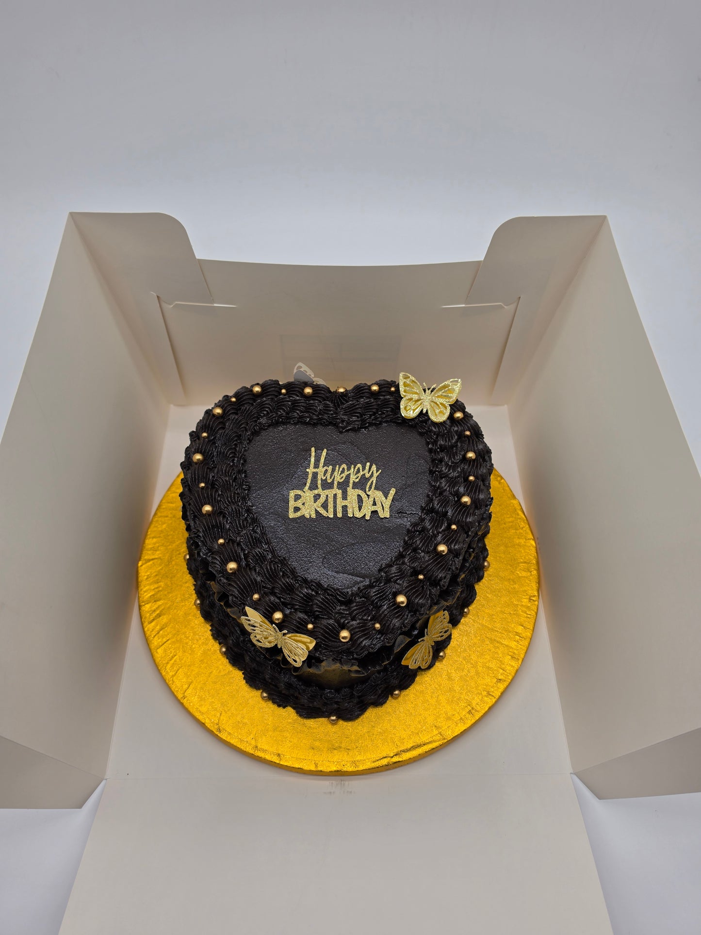 Black & Gold Heart Celebration Cake Set