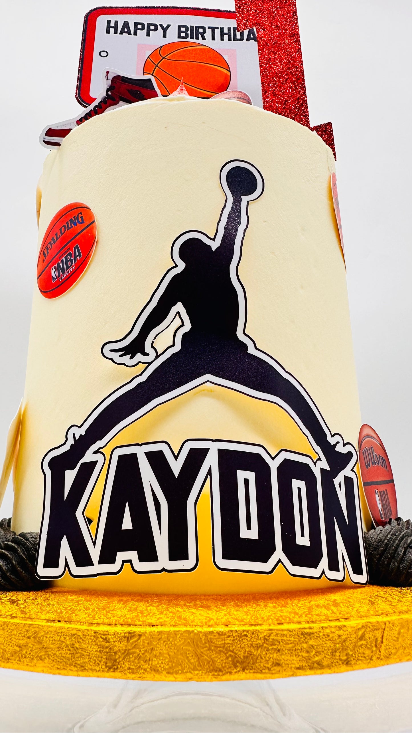 Kaydon’s | Celebration Cake